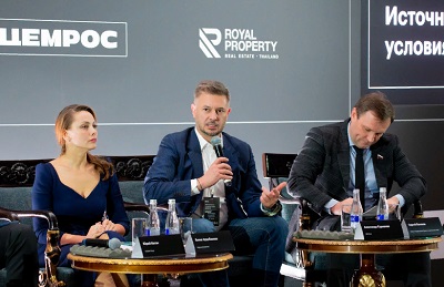 Александр Сурменев, директор по девелопменту MR Group, выступил спикером на конференции РБК «Недвижимость — в поисках путей развития», которая состоялась 14 ноября в Москве.
